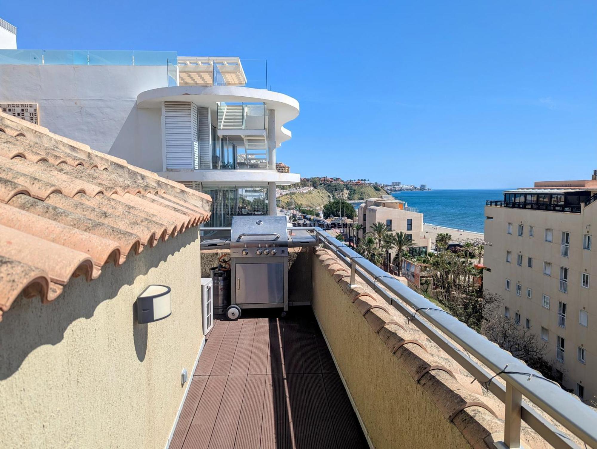 Modern Penthouse Apartment - 1 Min From The Beach Fuengirola Buitenkant foto