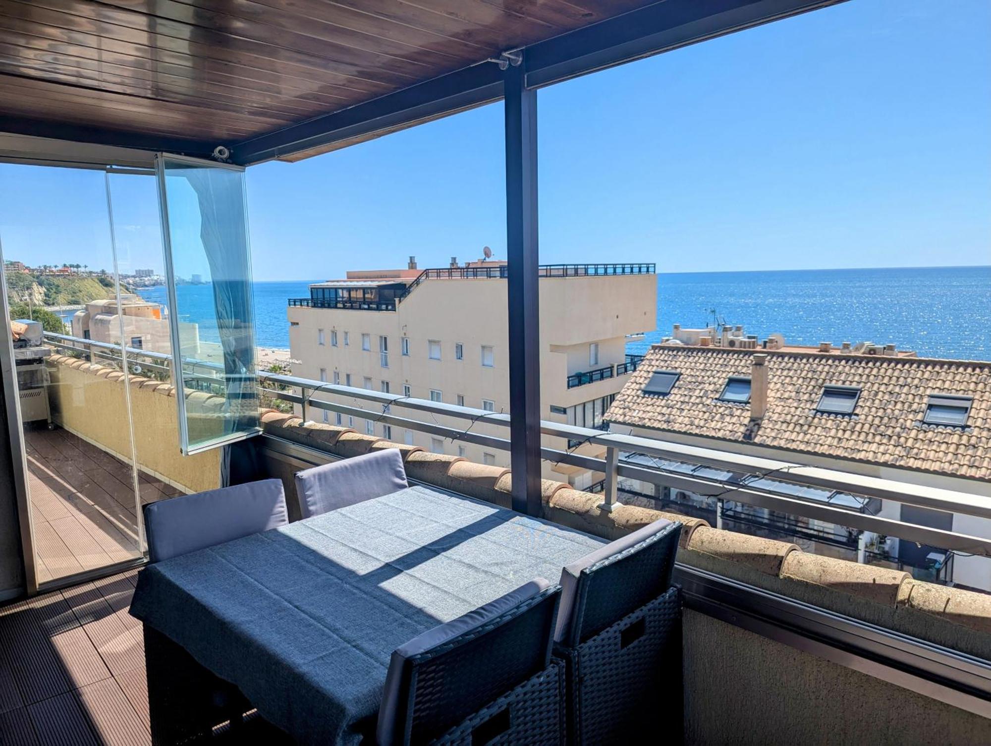 Modern Penthouse Apartment - 1 Min From The Beach Fuengirola Buitenkant foto