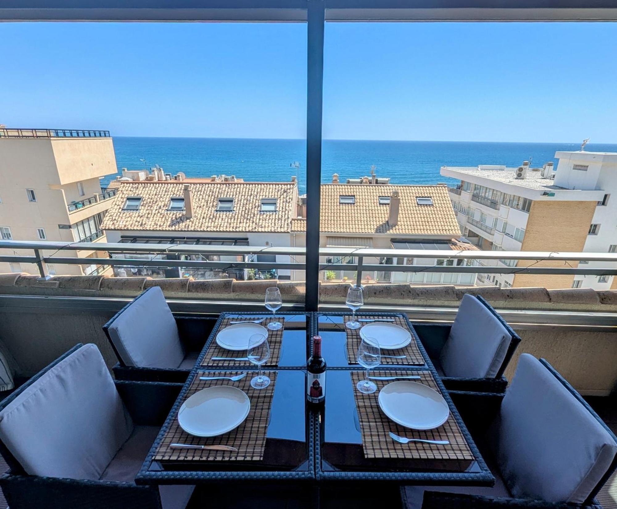 Modern Penthouse Apartment - 1 Min From The Beach Fuengirola Buitenkant foto